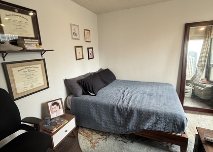 30 E Huron Street - Photo 1
