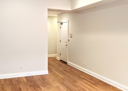 3337 N Halsted Street - Photo 1