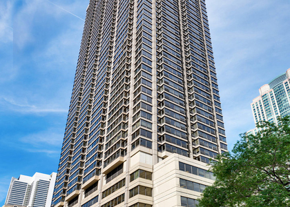 30 E Huron Street - Photo 1