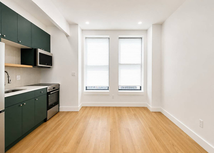 1027 Putnam Avenue - Photo 1