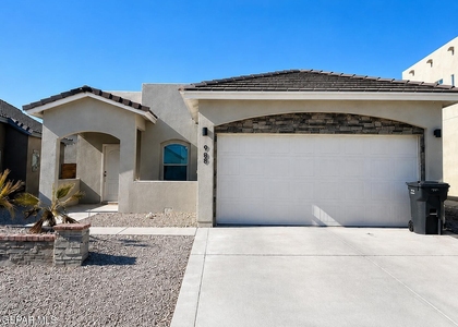 909 Malven Place - Photo 1
