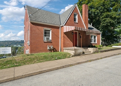 612 Hopkins St - Photo 1