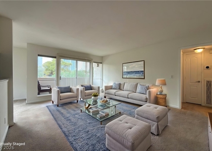 618 Oakmont Avenue - Photo 1