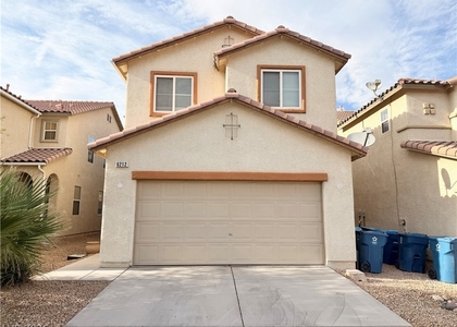 6212 W Cougar Avenue - Photo 1