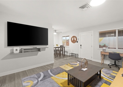 615 S 10th Street - Photo 1