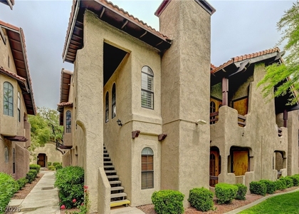 4096 Crete Lane - Photo 1