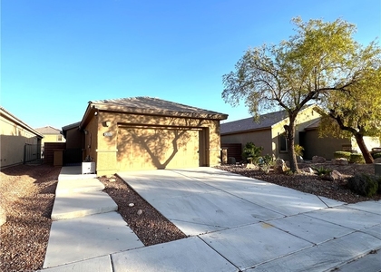 4205 Gliding Gulls Avenue - Photo 1