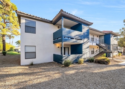3135 S Mojave Road - Photo 1