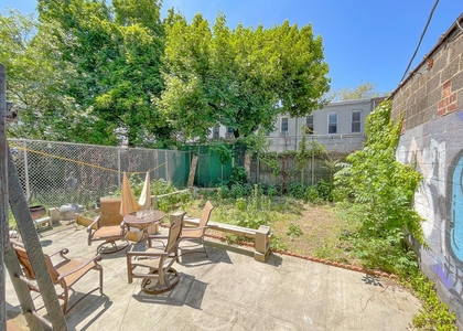 1327 Halsey Street - Photo 1