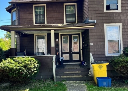 411 W 1st Street - Photo 1