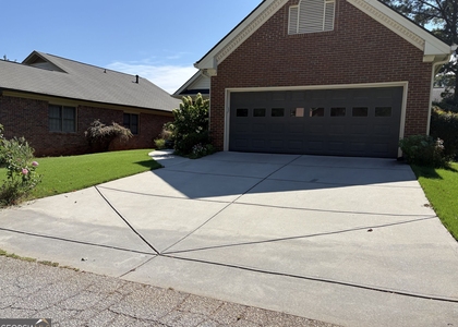 1224 Hunters Drive - Photo 1