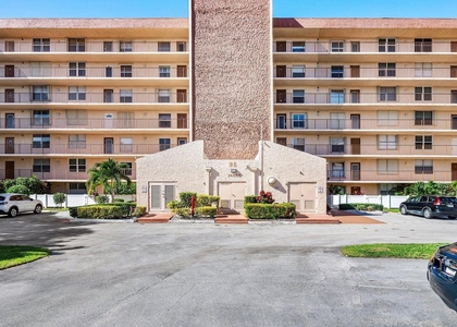 14575 Bonaire Boulevard - Photo 1