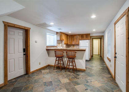470 County Road 3198 - Photo 1
