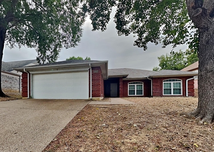 5402 Summit Peak Drive - Photo 1