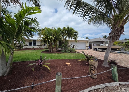 5501 Se Nassau Terrace - Photo 1