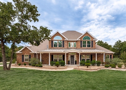 2144 Cross Creek Drive - Photo 1