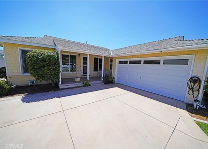 11252 Delano - Photo 1