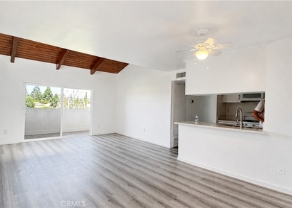 10331 Lindley - Photo 1