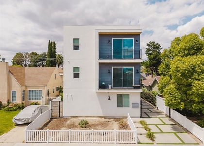10853 Otsego Street - Photo 1
