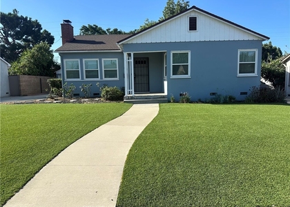 464 W Columbia Street - Photo 1