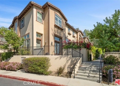 732 Tennis Club Lane - Photo 1