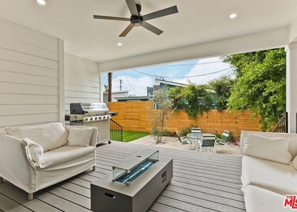 9028 Keith Avenue - Photo 1