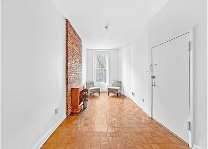 265 St James Place - Photo 1