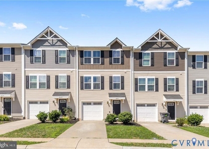 35201 Sara Court - Photo 1
