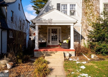 409 Price Street - Photo 1