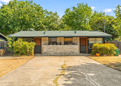 2004 Pasadena Dr - Photo 1