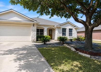 3844 Laurel Ridge Dr - Photo 1