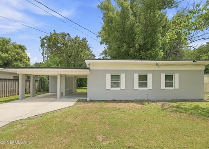 6856 Camelot Road - Photo 1