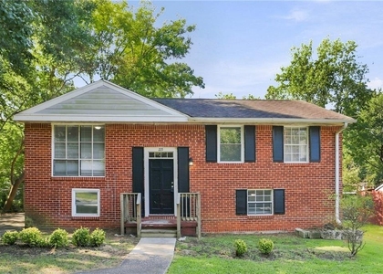 221 Whipporwill Way - Photo 1
