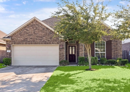 205 Brookwood Park Lane - Photo 1