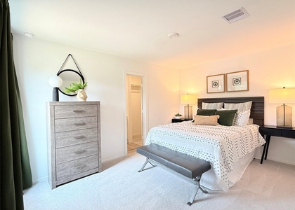 3650 Duplet Ave - Photo 1