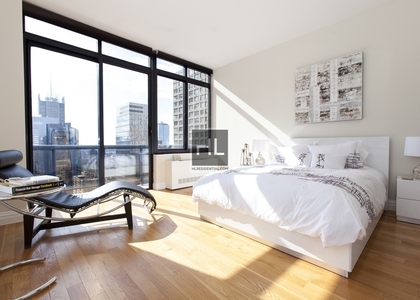 West 48th Street - Photo 1