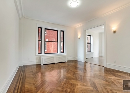 West 72 Street - Photo 1