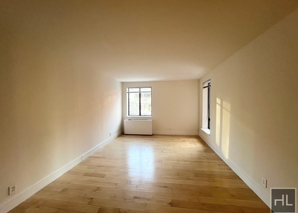 West 53rd Street - Photo 1