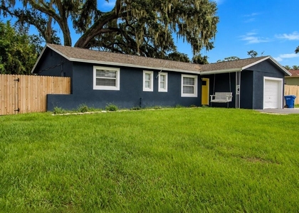 113 Inwood Circle - Photo 1