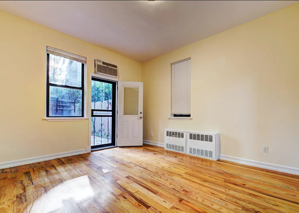 225 east 10 - Photo 1