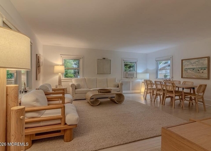 412 Euclid Avenue - Photo 1