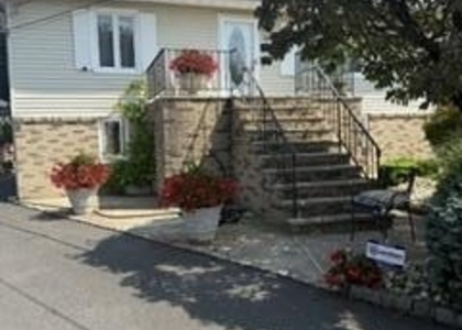 306 Myrtle Street - Photo 1