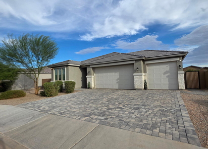 1225 E Jahns Drive - Photo 1
