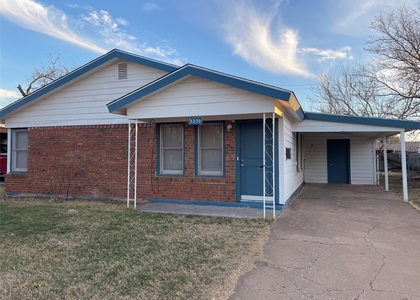 3231 Ivy Lane - Photo 1
