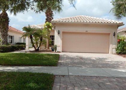 394 Nw Breezy Point Loop - Photo 1