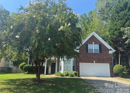 800 Pinkney Place - Photo 1