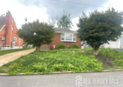 47 South Walnut Avenue - Photo 1