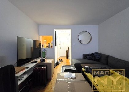 320 W 30th Street - Photo 1