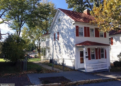 211 E Boscawen Street - Photo 1