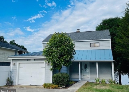 55 Bayview - Photo 1